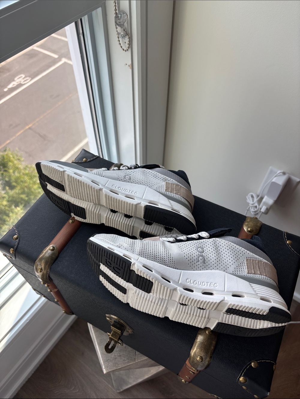 On Running White and Black Women's Sneakers - Picture 3 of 3